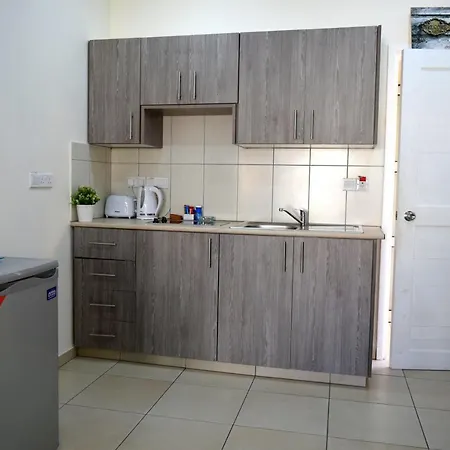 Cross Road Apartment Agia Napa